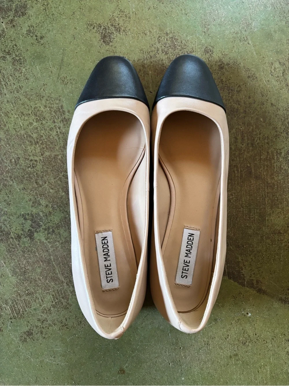 Steve Madden Two-Tone Black Toe Nude Leather Ballet Flats